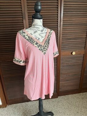 Hemish Pink Stripe Leopard V Neck Tunic Top Large
